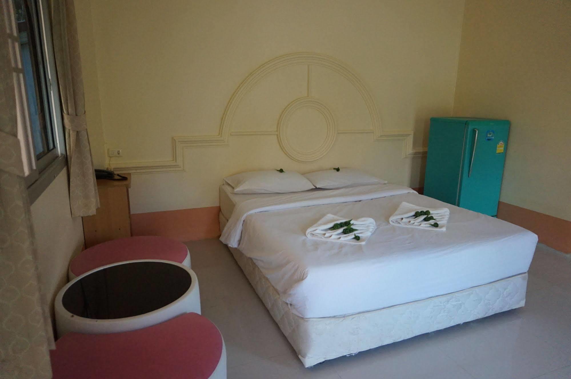 Ratchapreuk Resort Kalasin Ngoại thất bức ảnh