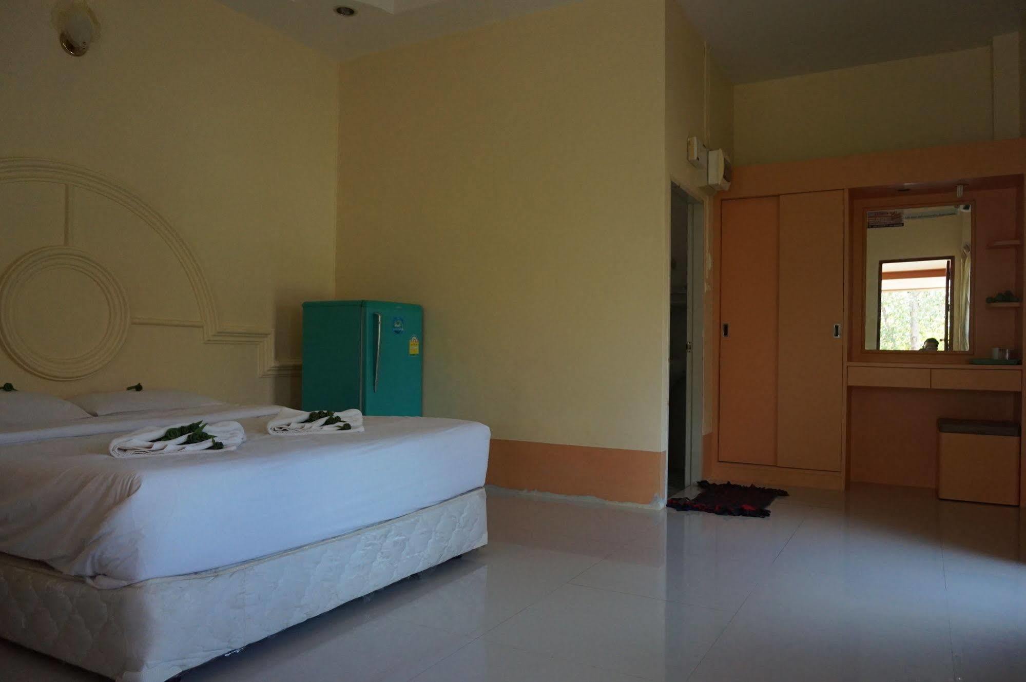 Ratchapreuk Resort Kalasin Ngoại thất bức ảnh