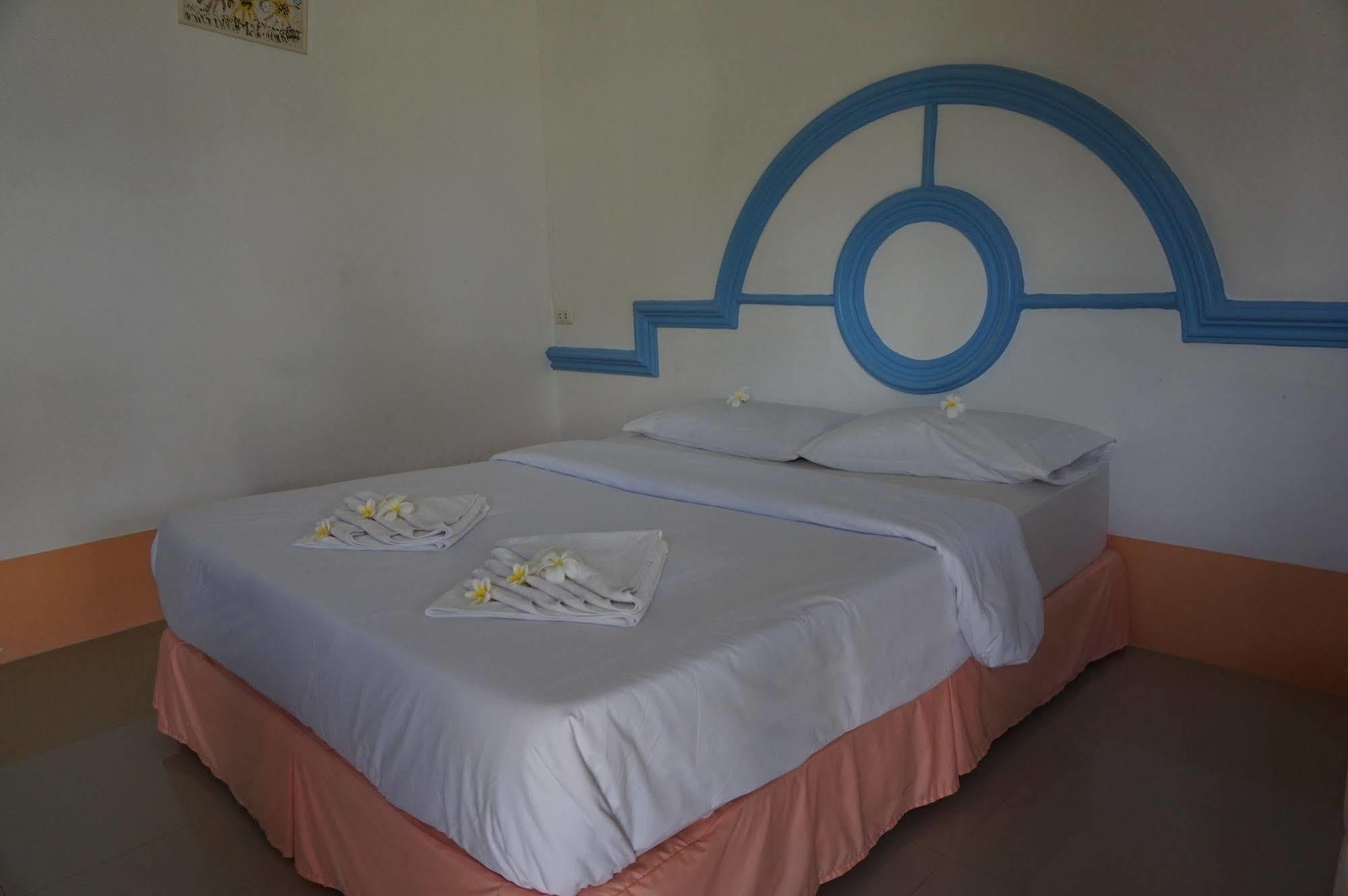 Ratchapreuk Resort Kalasin Ngoại thất bức ảnh